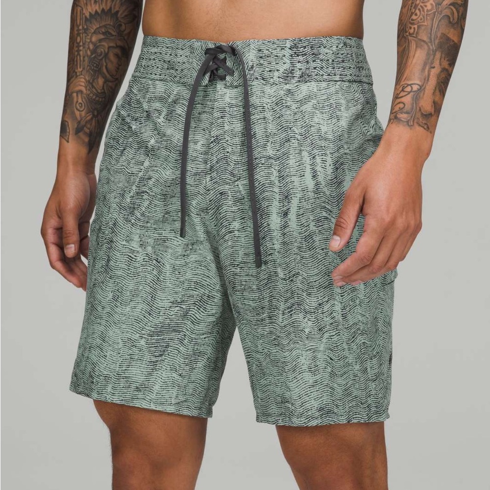 Lululemon | Current State Board Short 9”